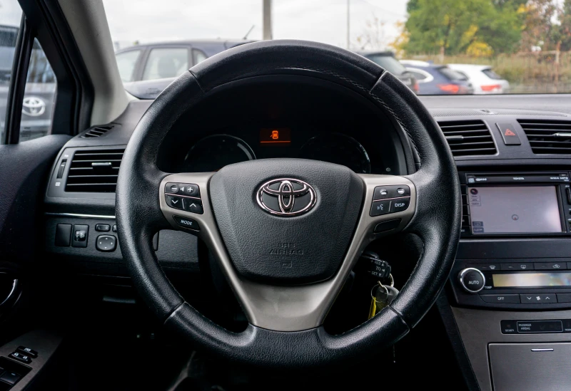 Toyota Avensis 1.8 VVT-i | С ГАРАНЦИЯ , снимка 8 - Автомобили и джипове - 52051387