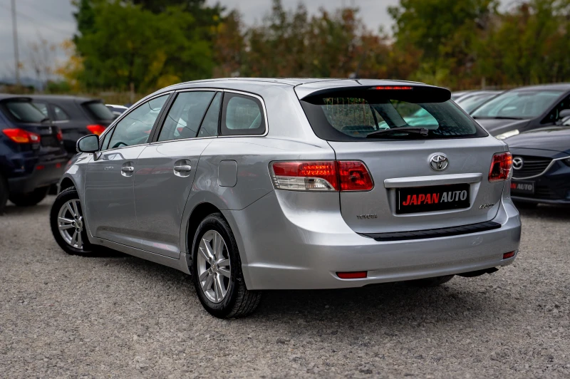 Toyota Avensis 1.8 VVT-i | С ГАРАНЦИЯ , снимка 5 - Автомобили и джипове - 52051387