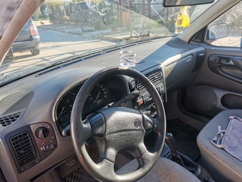 VW Polo, снимка 6 - Автомобили и джипове - 52247161