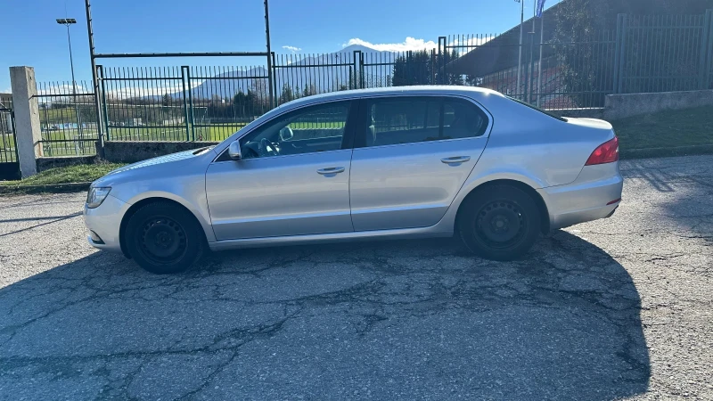 Skoda Superb N1, снимка 4 - Автомобили и джипове - 52594918