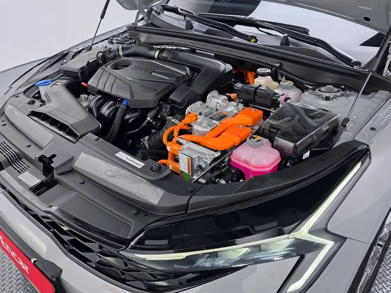 Kia K5 Hybrid Prestige, снимка 6 - Автомобили и джипове - 55885976