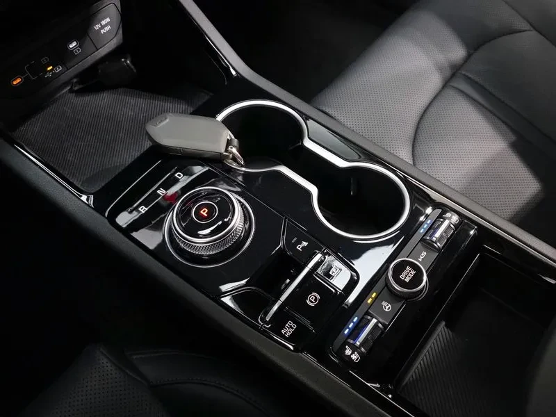 Kia K5 Hybrid Prestige, снимка 9 - Автомобили и джипове - 55885976