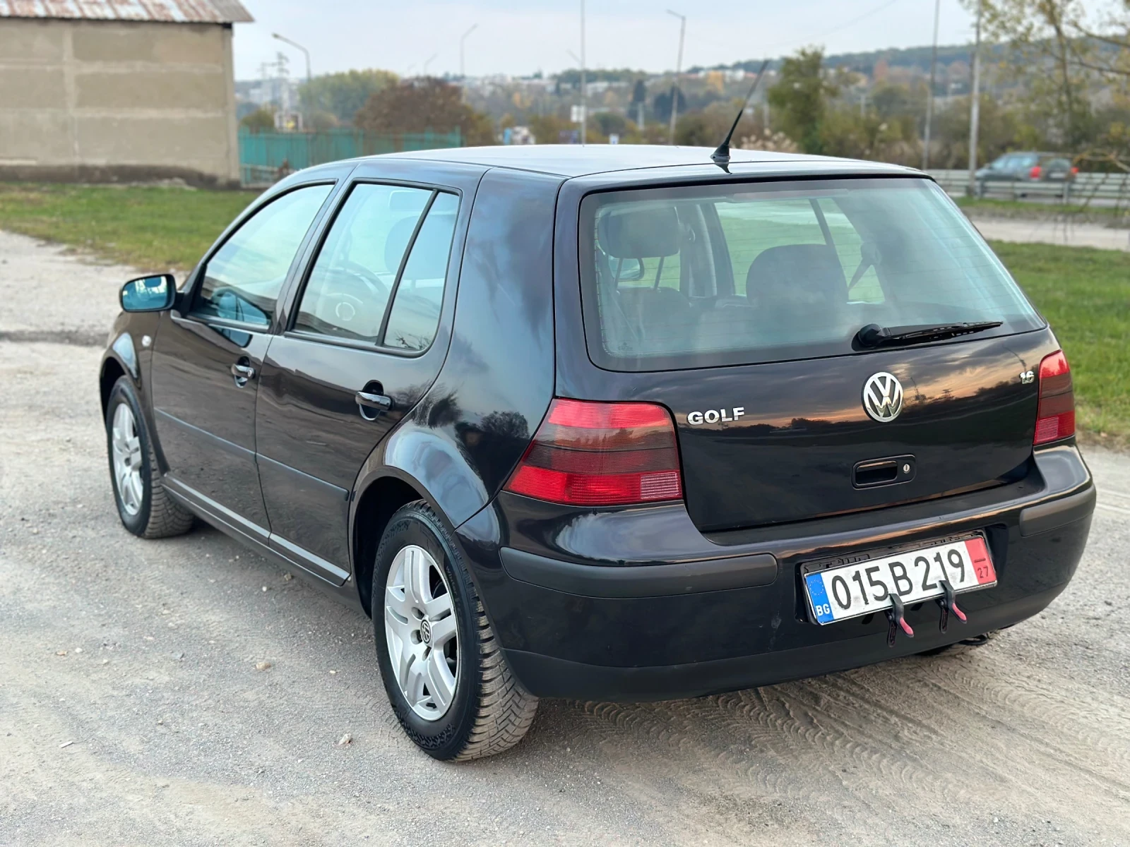 VW Golf 1.6 EDITION - изображение 4