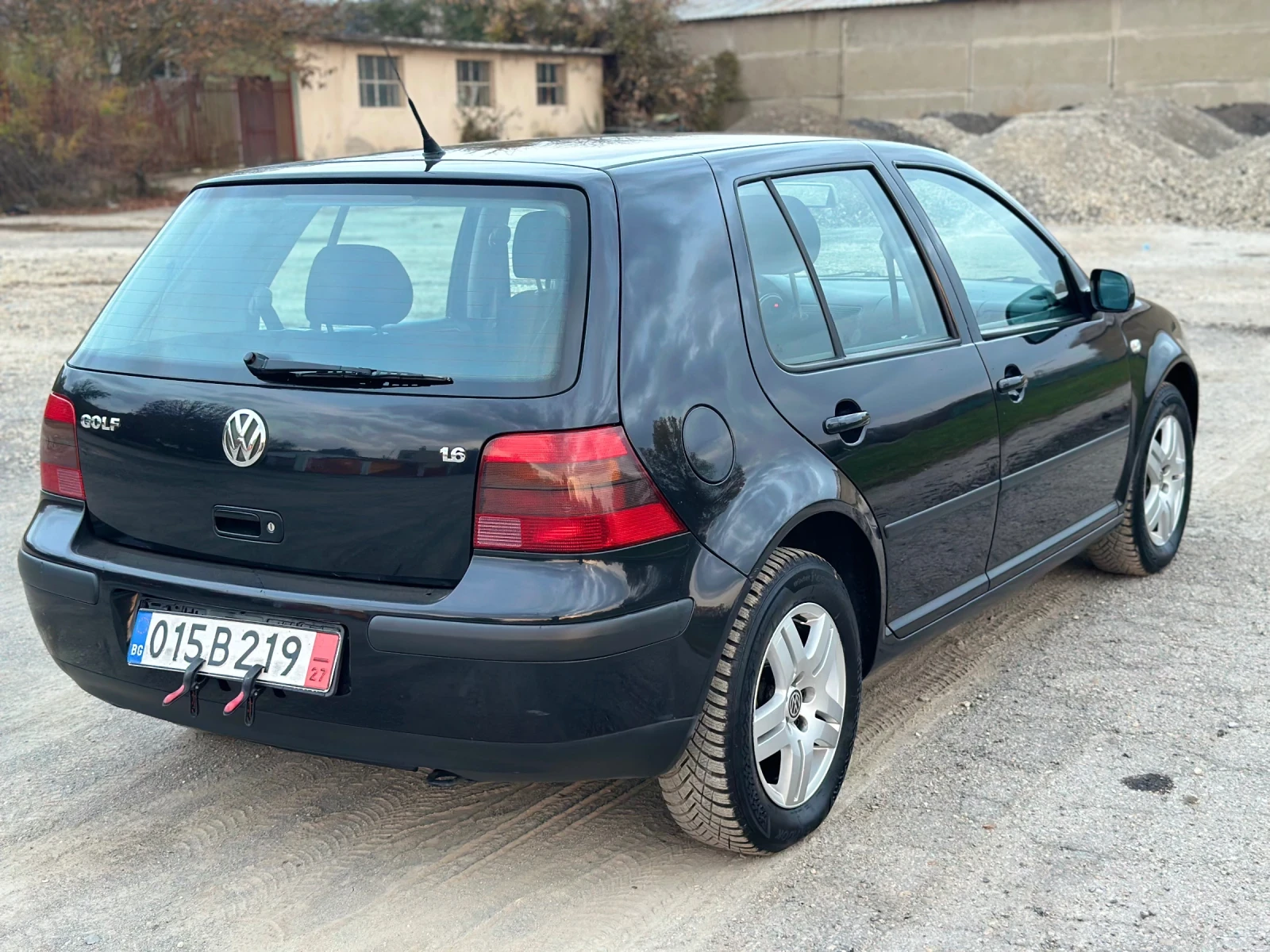 VW Golf 1.6 EDITION - изображение 3