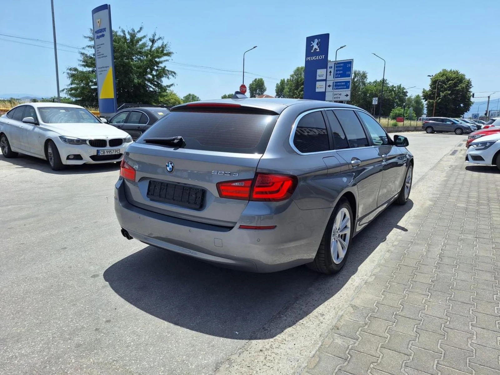 BMW 520 D* Navi-Xenon-Kamera*  - изображение 6