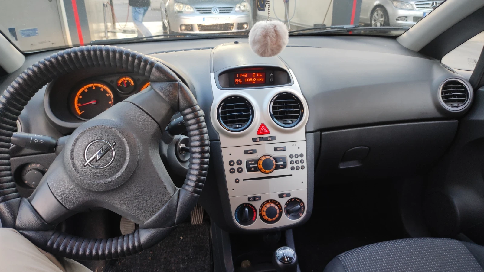 Opel Corsa  - изображение 8