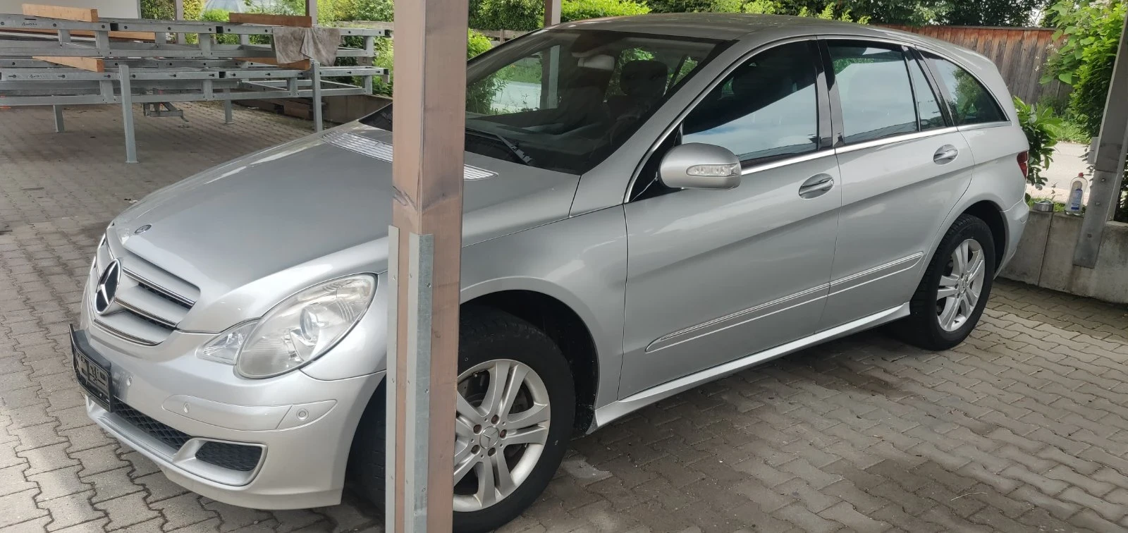 Mercedes-Benz R 500  - изображение 2