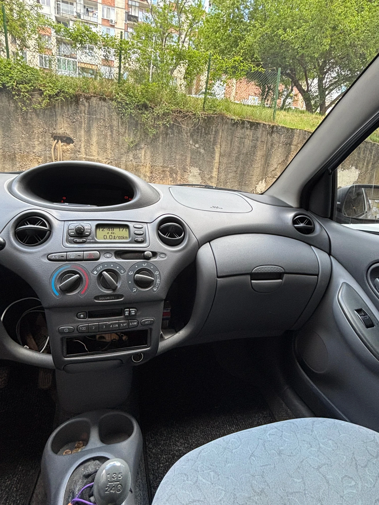 Toyota Yaris  - изображение 5