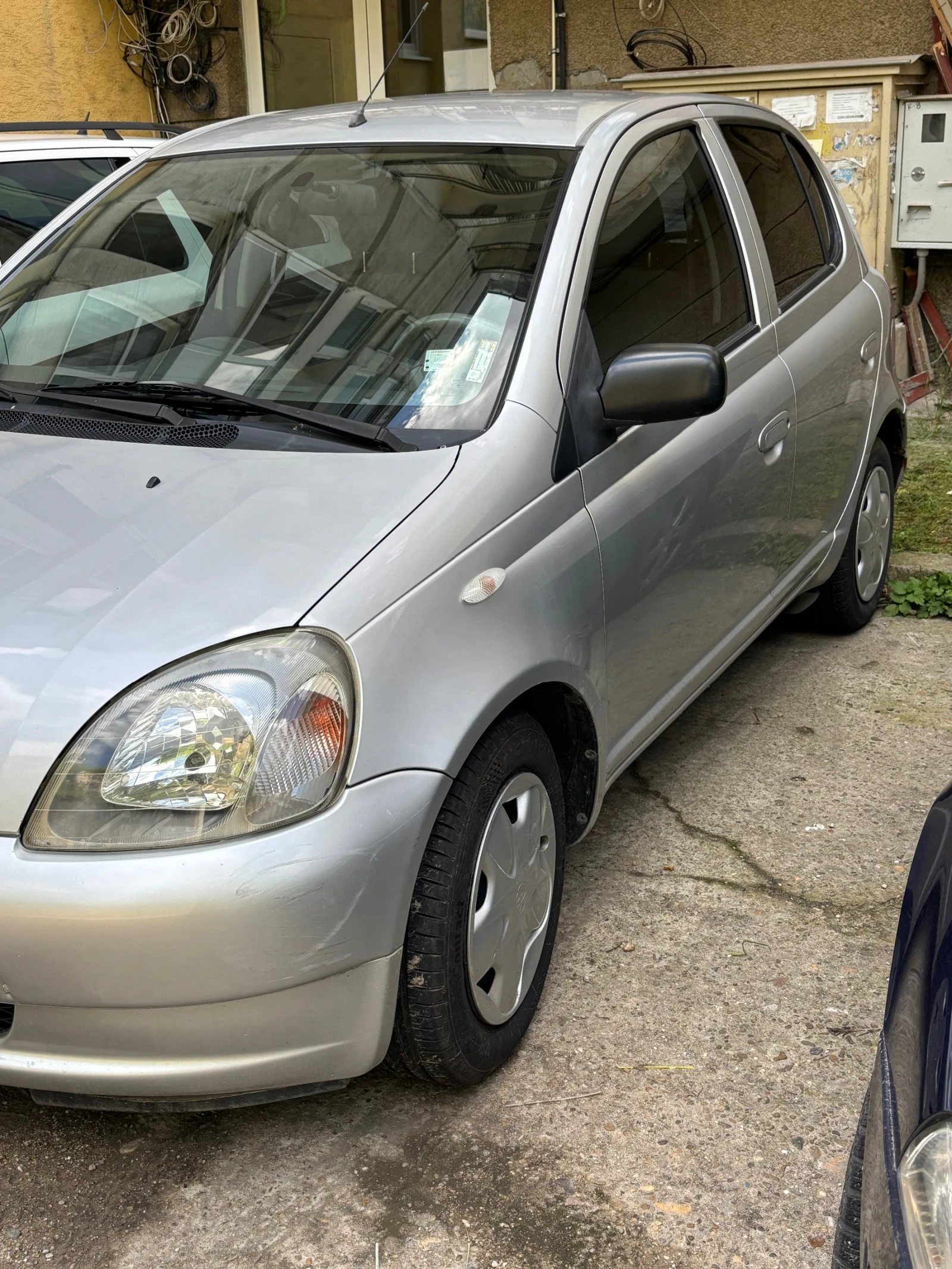 Toyota Yaris  - изображение 2