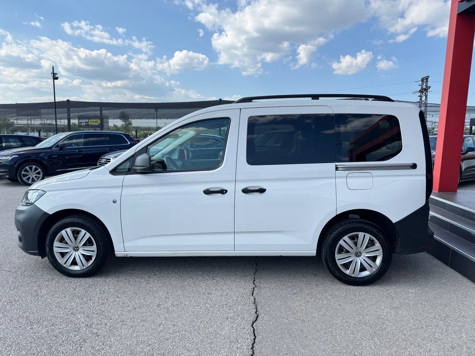 VW Caddy 2.0TDI-IQ DRIVE-CARPLAY-ТОП СЪСТОЯНИЕ - изображение 3
