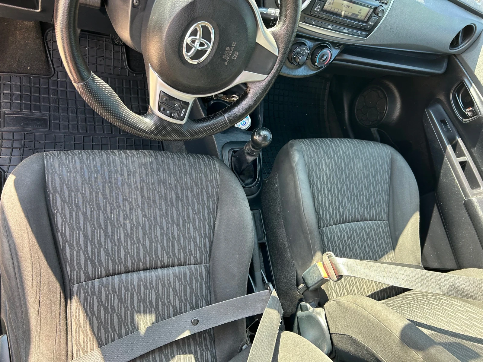 Toyota Yaris Газ нисък разход 5.5/100км - изображение 8