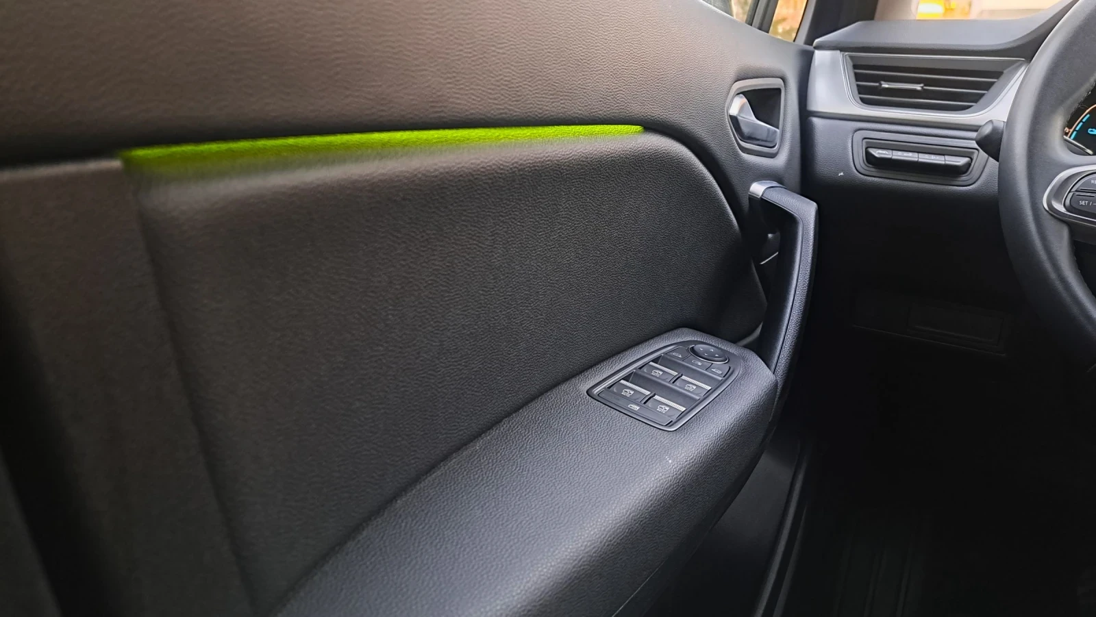 Renault Captur 1.6 | Mobile.bg � ����������� 10