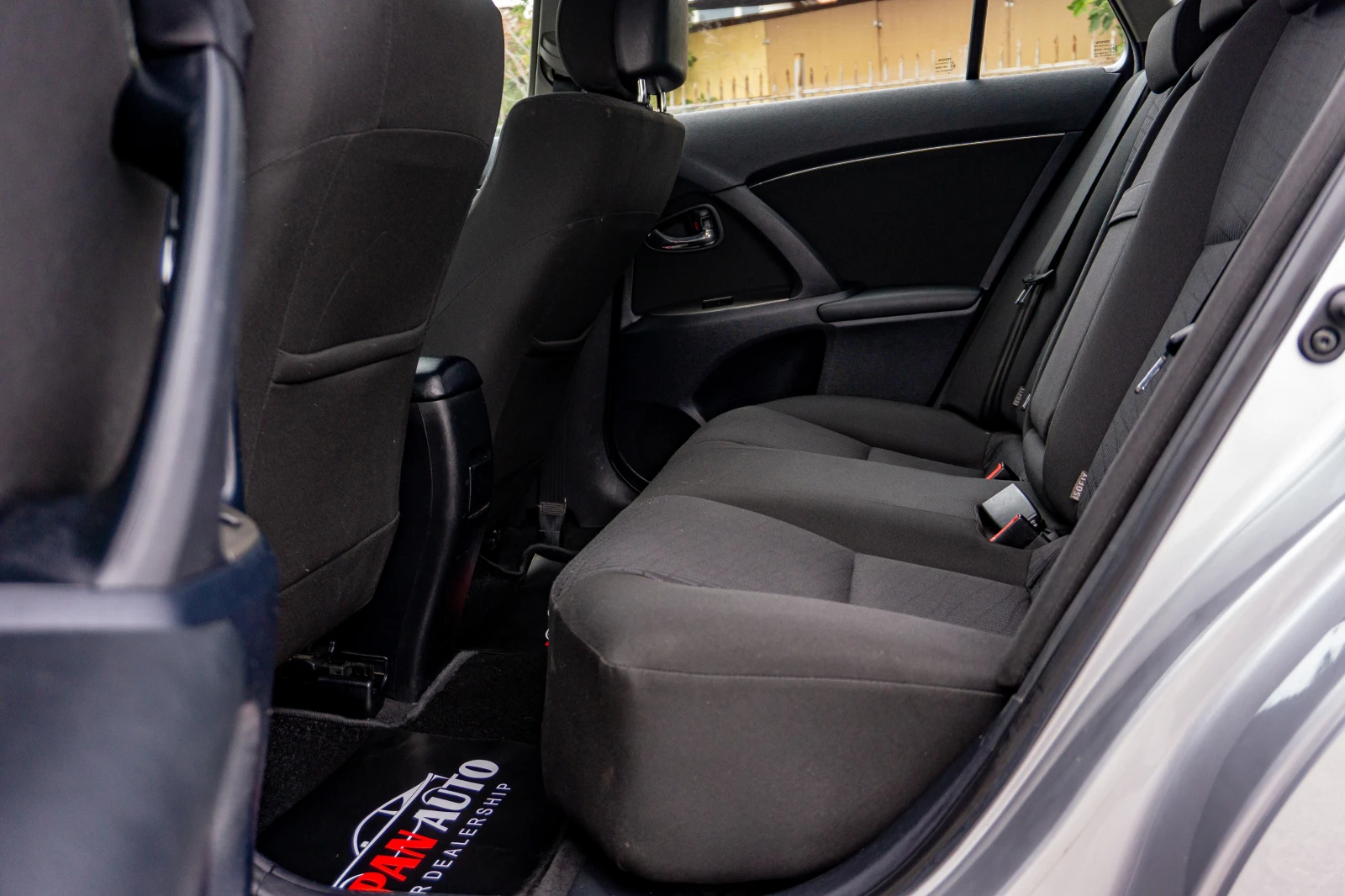 Toyota Avensis 1.8 VVT-i |    | Mobile.bg   12