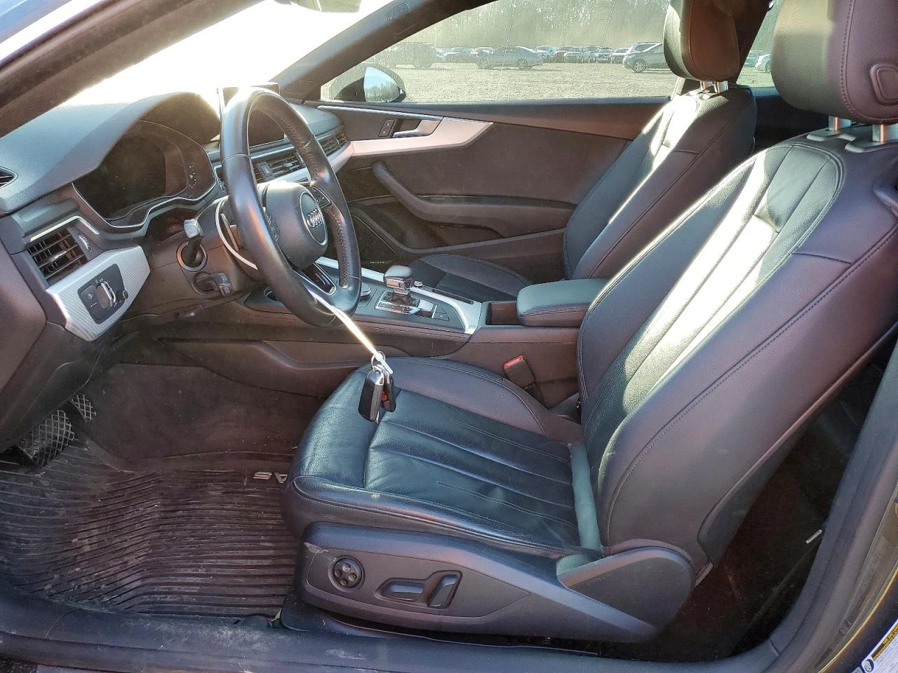 Audi A5 2l Premium Plus - изображение 7