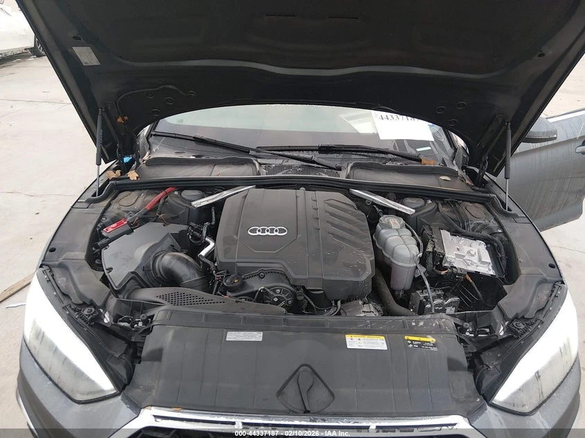 Audi A5 2.0L I-4 DI, DOHC, VVT, TURBO, 261HP All Wheel, снимка 10 - Автомобили и джипове - 53830370