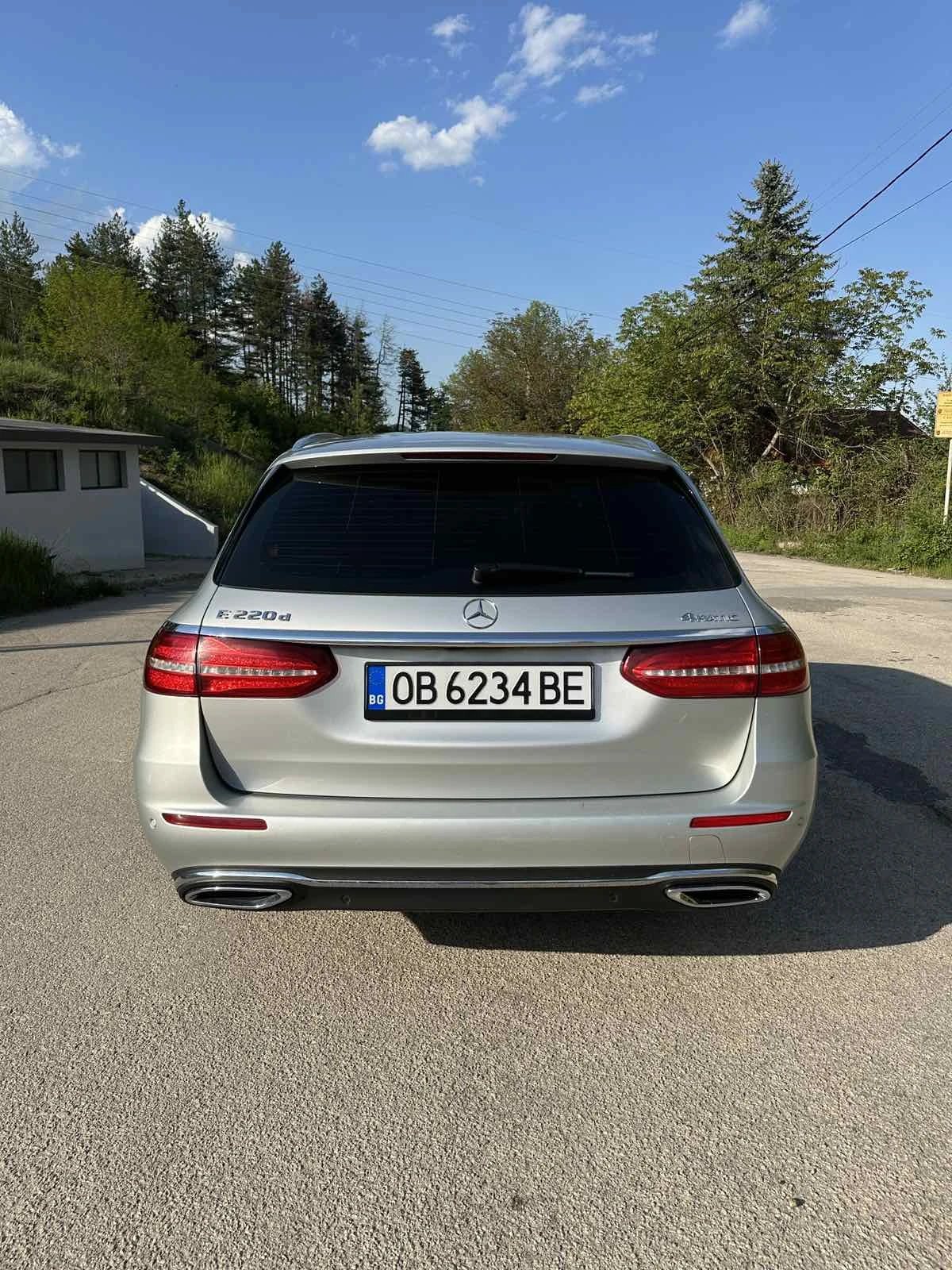 Mercedes-Benz E 220 W213 4-Matic , снимка 7 - Автомобили и джипове - 54195714