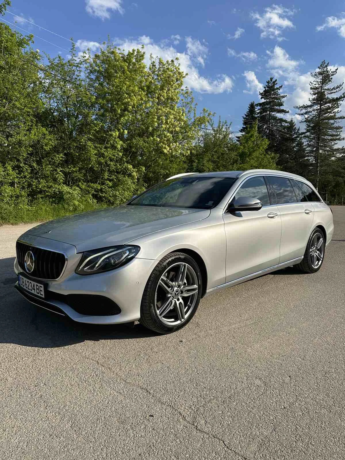 Mercedes-Benz E 220 W213 4-Matic , снимка 3 - Автомобили и джипове - 54195714