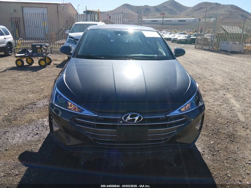 Hyundai Elantra 2.0l Value Edition | Mobile.bg � ����������� 12