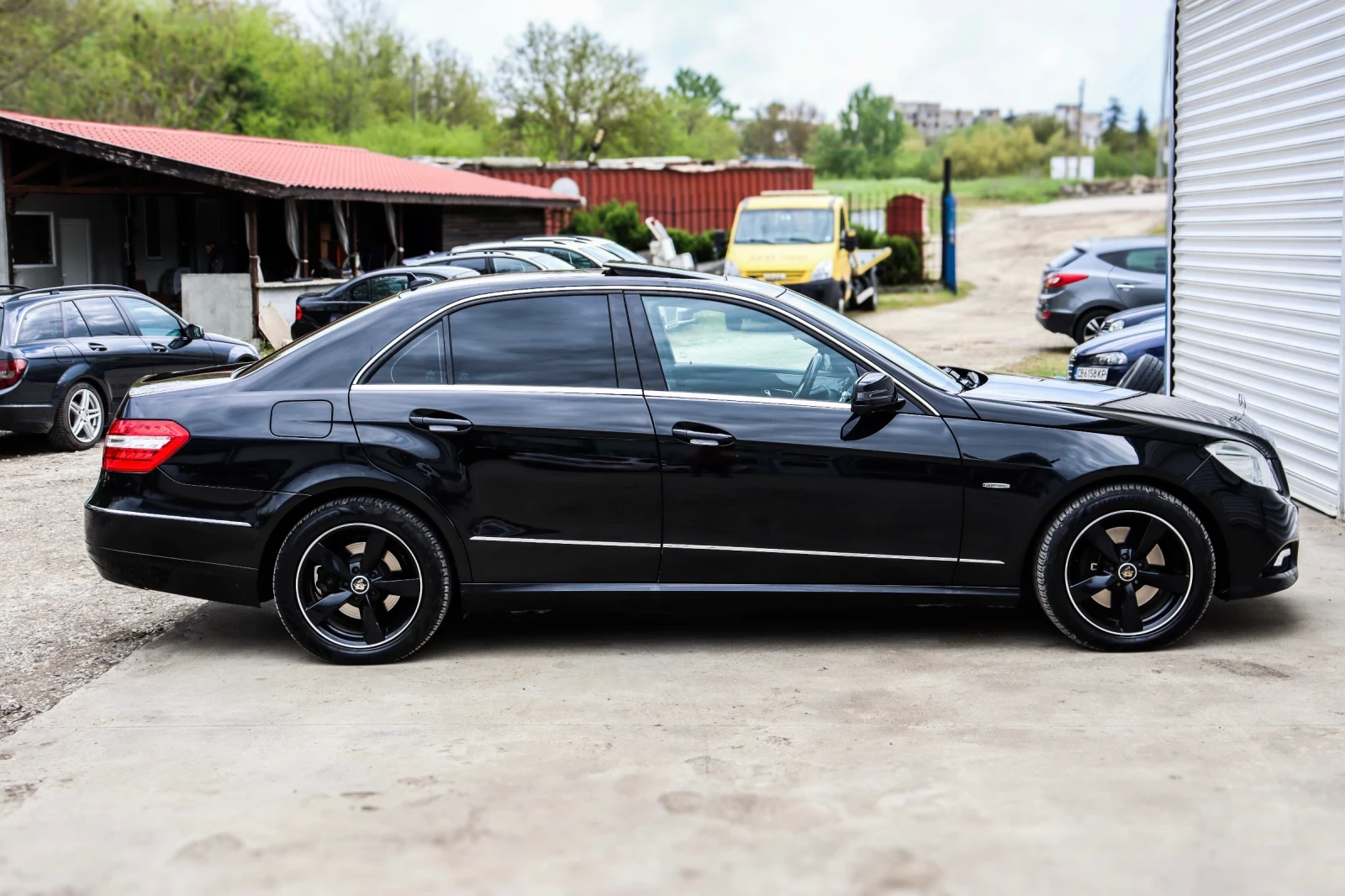 Mercedes-Benz E 250 CDI AVANTGARDE BlueEff, снимка 5 - Автомобили и джипове - 54388309