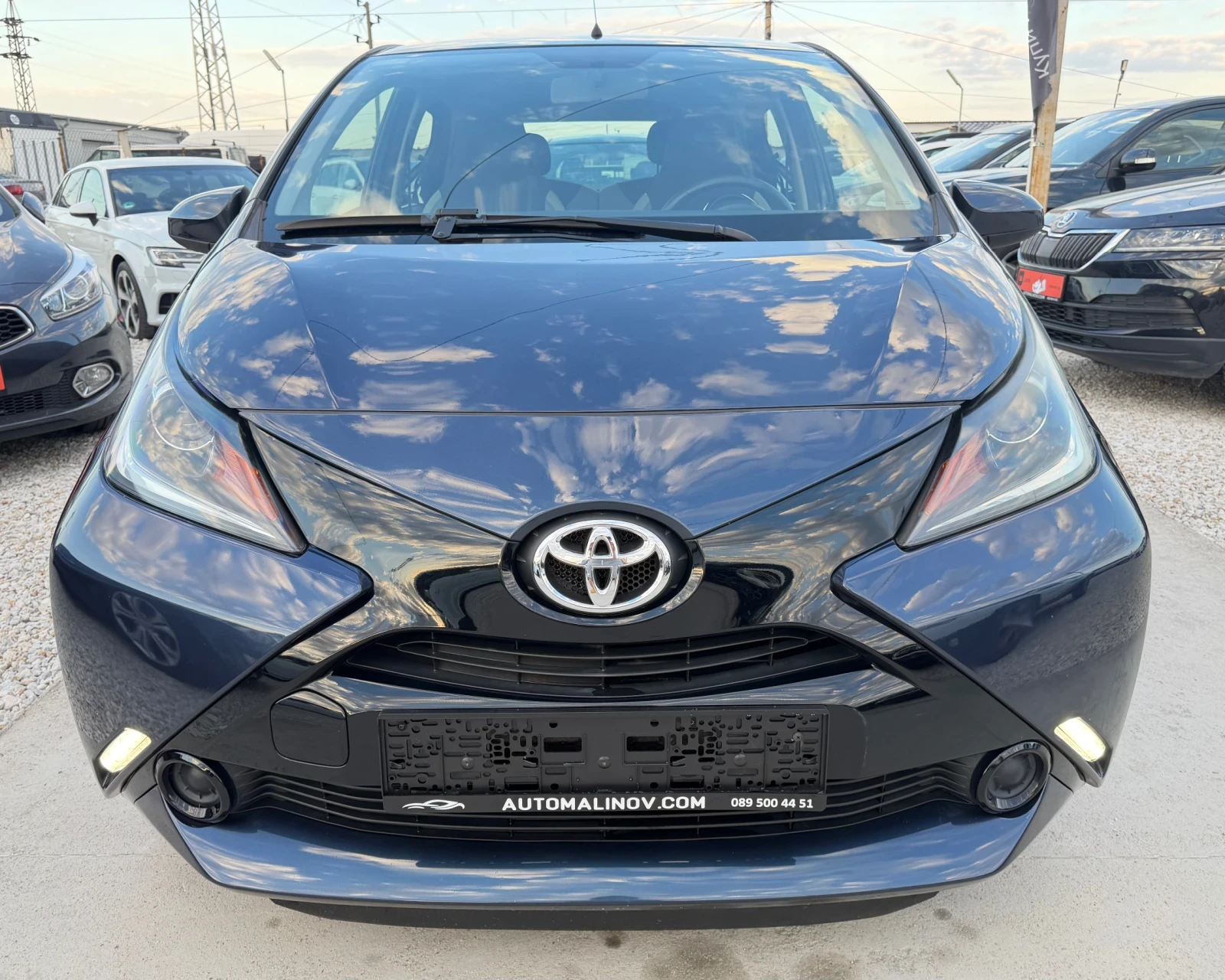 Toyota Aygo Камера, автопилот, климатроник, Италия, снимка 2 - Автомобили и джипове - 54460714