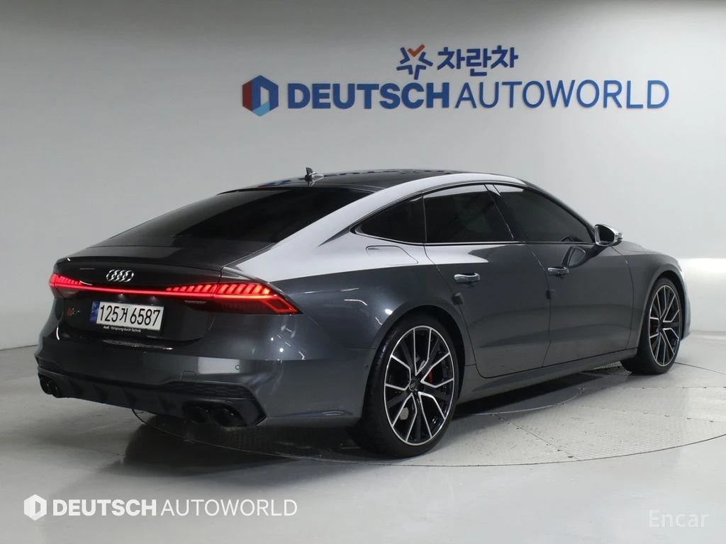 Audi S7 TDI Quattro* DISTRONIC* BANG & OLUFSEN* 360* ХЕДЪП, снимка 3 - Автомобили и джипове - 54640862