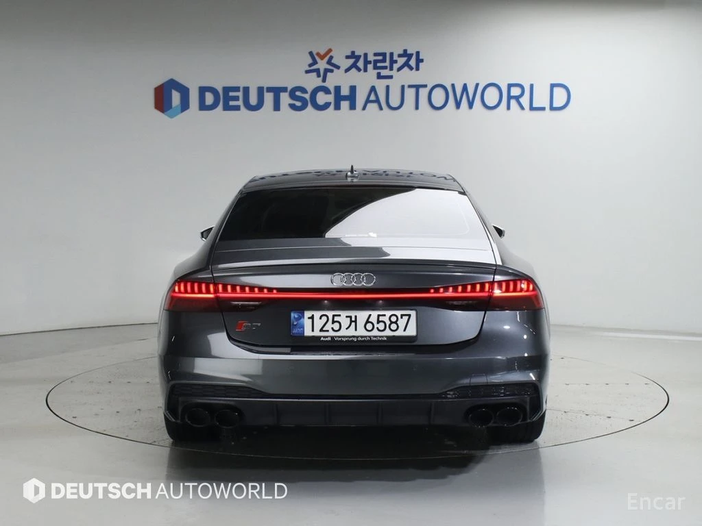 Audi S7 TDI Quattro* DISTRONIC* BANG & OLUFSEN* 360* ХЕДЪП, снимка 4 - Автомобили и джипове - 54640862
