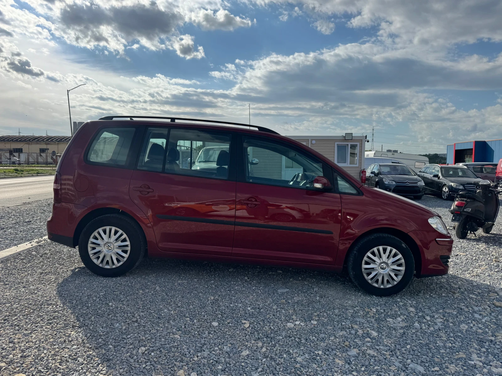 VW Touran 1.9TDI KLIMA, снимка 4 - Автомобили и джипове - 54721601