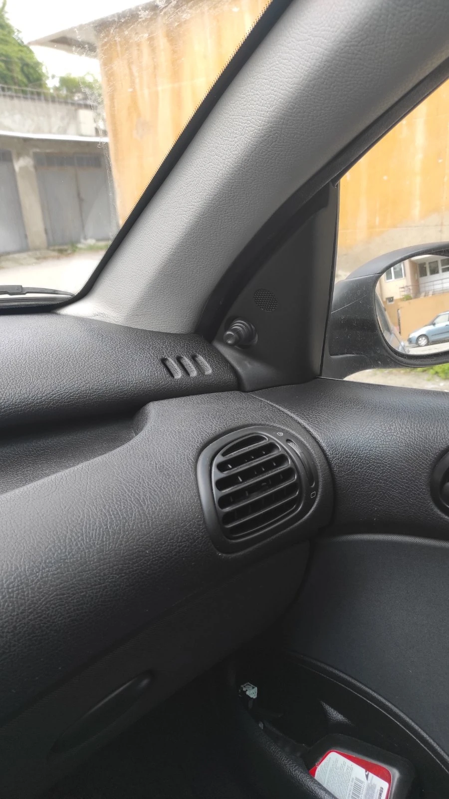 Peugeot 206, снимка 12 - Автомобили и джипове - 54742030