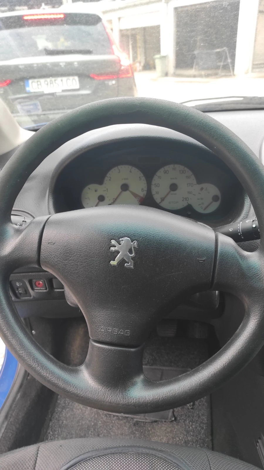 Peugeot 206, снимка 8 - Автомобили и джипове - 54742030