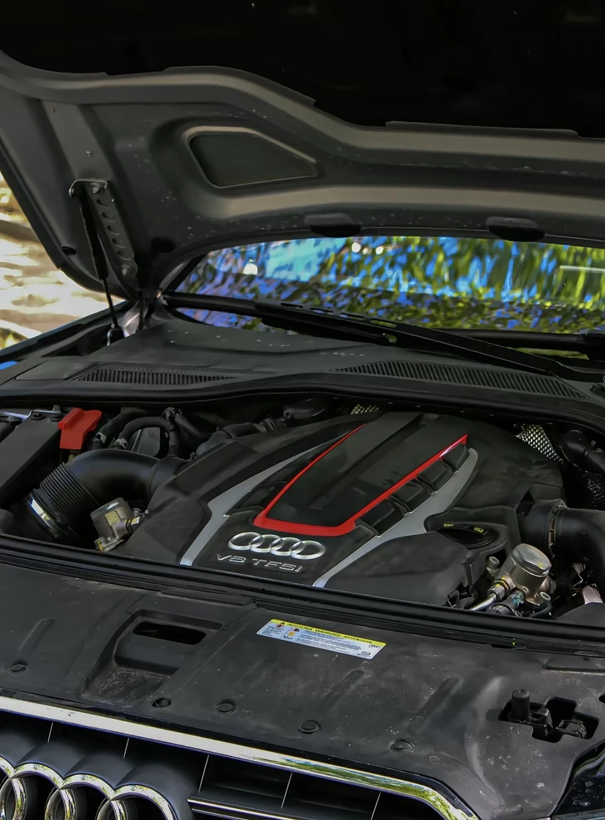 Audi S8 Plus, снимка 5 - Автомобили и джипове - 54795021