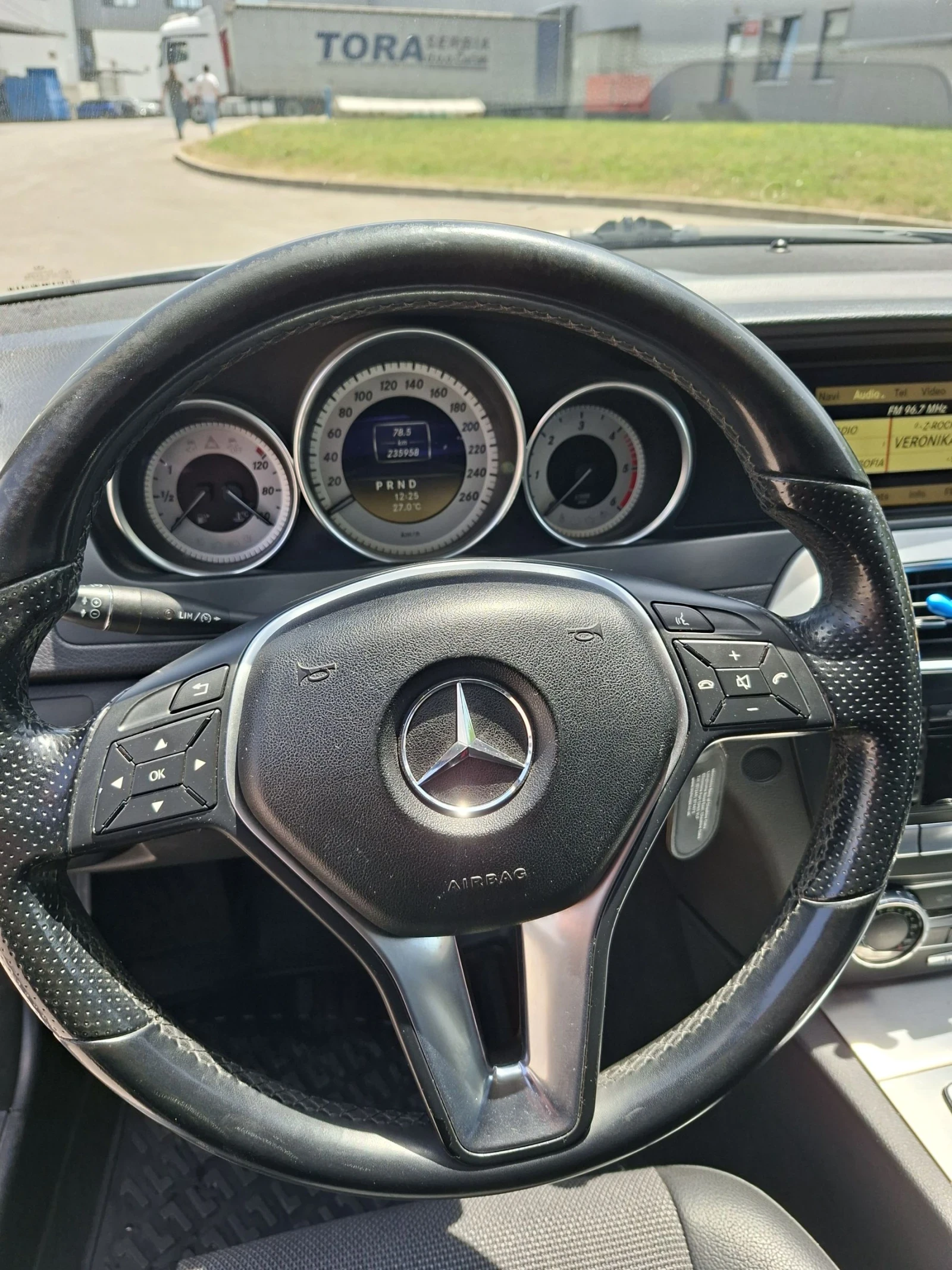 Mercedes-Benz C 200 AVANGARDE, снимка 9 - Автомобили и джипове - 54832673