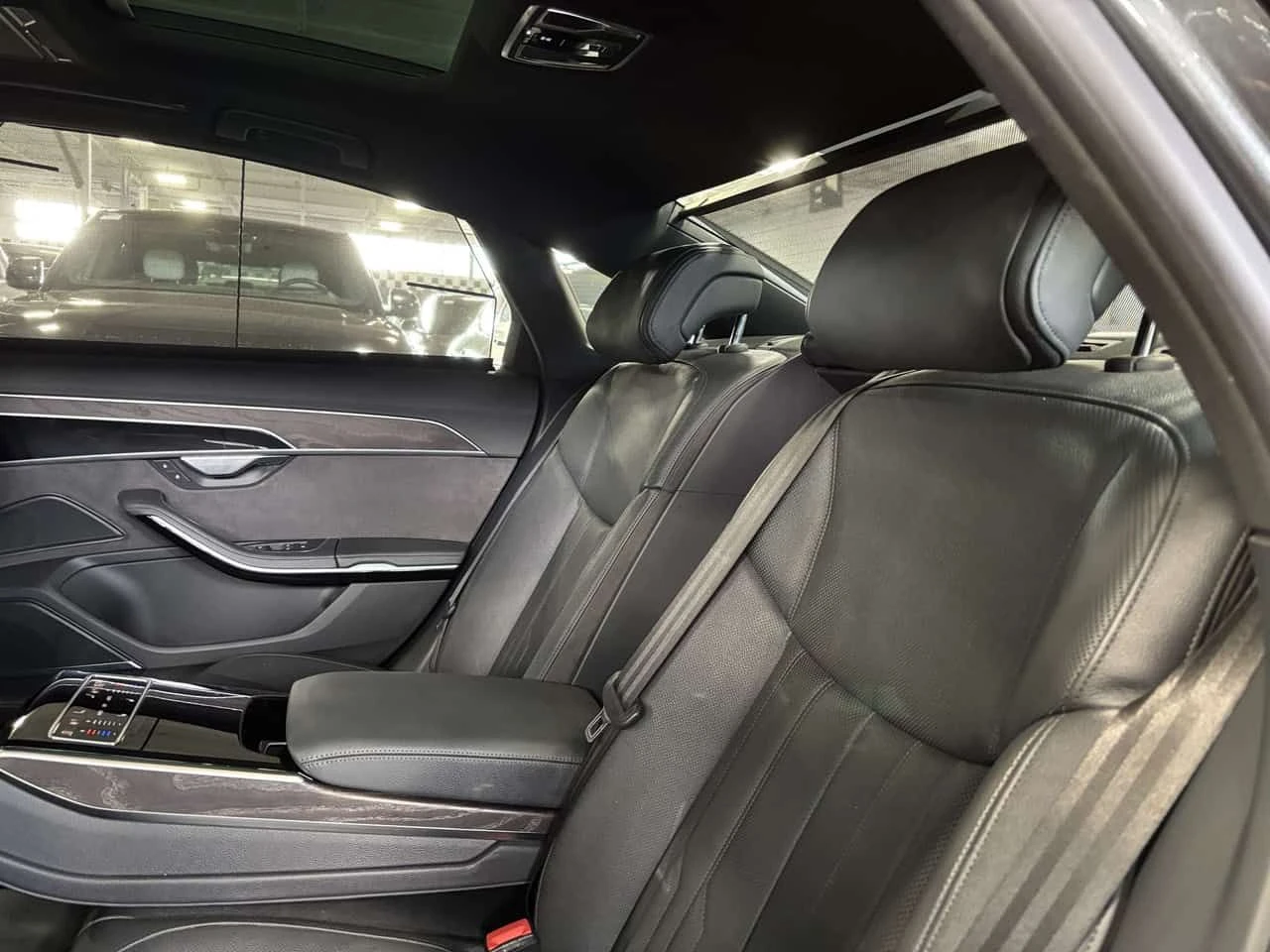 Audi A8 S LINE| QUATTRO| LONG | 3DCAM| BANGOLUFSEN| CARFAX, снимка 11 - Автомобили и джипове - 54970301