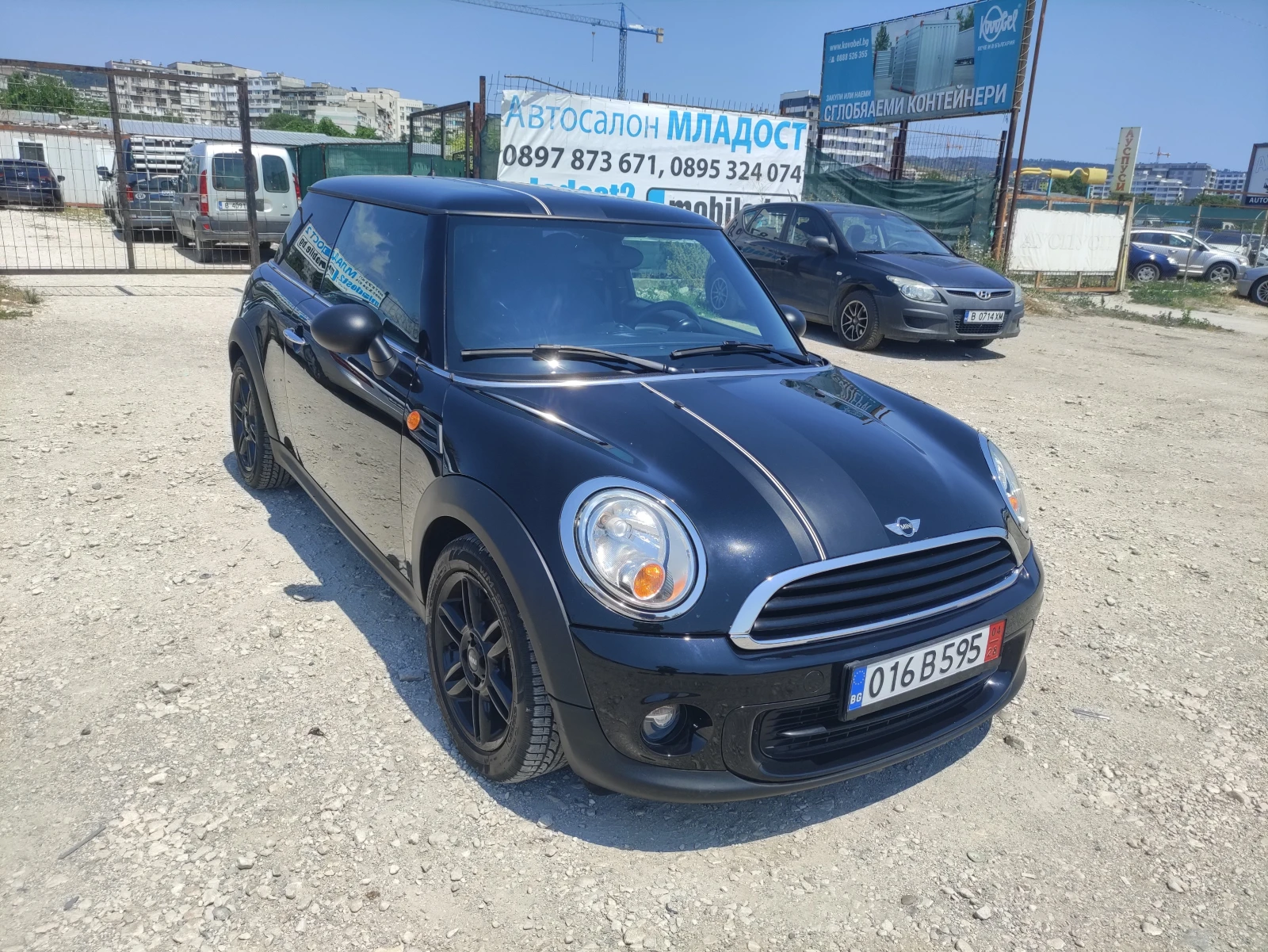 Mini Cooper One 1.6i / Swiss, снимка 2 - Автомобили и джипове - 55335658