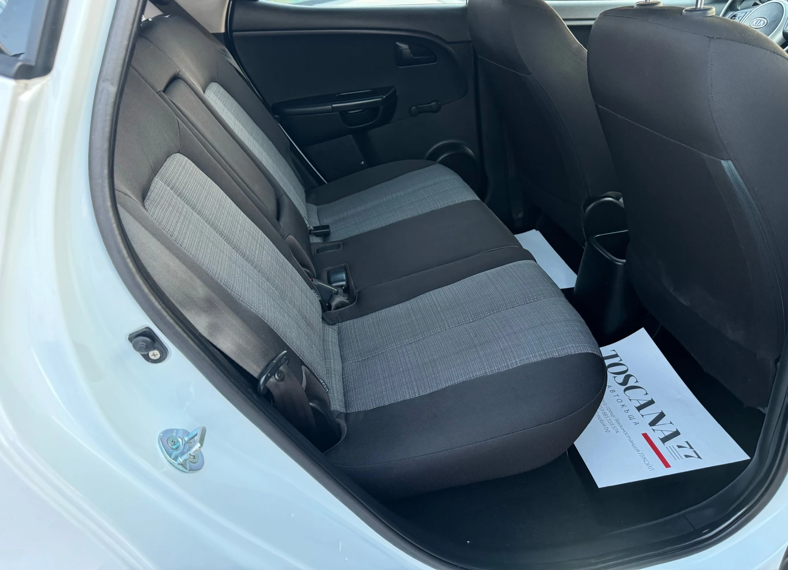 Kia Venga 1.4i* ГАЗ * ЛИЗИНГ * , снимка 11 - Автомобили и джипове - 56154527