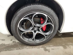 Alfa Romeo Stelvio * VELOCE * CARFAX * 2 КЛЮЧА * ПАНО * ДИСТРОНИК, снимка 6