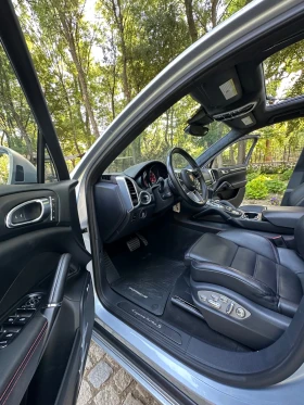 Обява за продажба на Porsche Cayenne Turbo S Carbon Full ~76 600 лв. - изображение 7