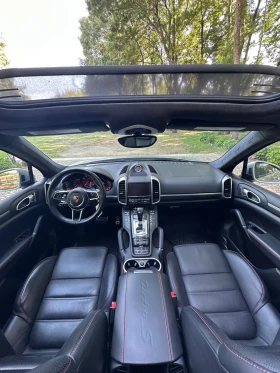 Обява за продажба на Porsche Cayenne Turbo S Carbon Full ~76 600 лв. - изображение 11