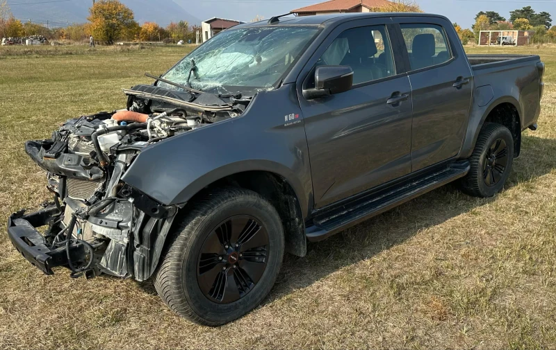 Isuzu D-max, снимка 1 - Автомобили и джипове - 47779312