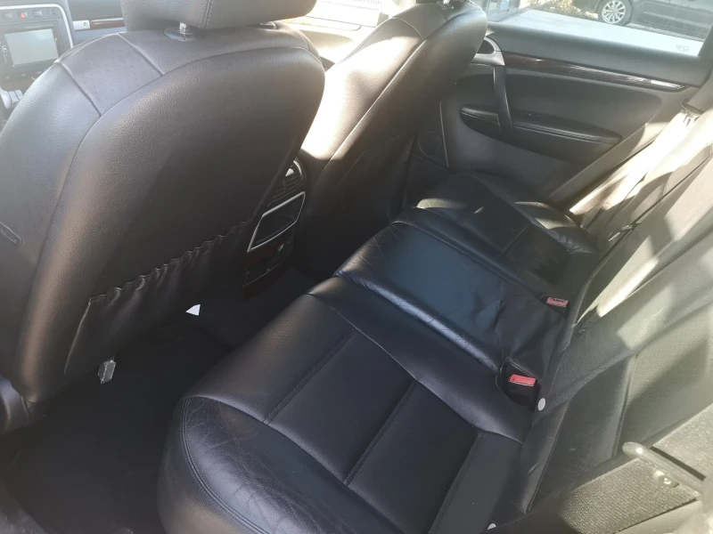 Porsche Cayenne 3.2, снимка 11 - Автомобили и джипове - 48411343