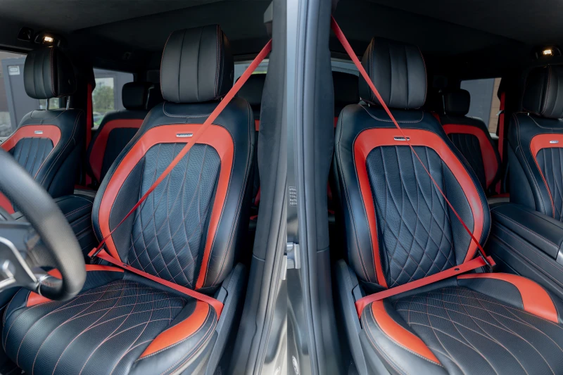 Mercedes-Benz G 63 AMG EDITION-1/MASSAGE/AKRAPOVIC/PANO/BURMESTER/360/ , снимка 11 - Автомобили и джипове - 52452901