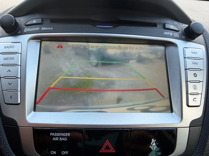Hyundai IX35 2.0i Бензин, Нави, Панорама, снимка 13 - Автомобили и джипове - 52771335