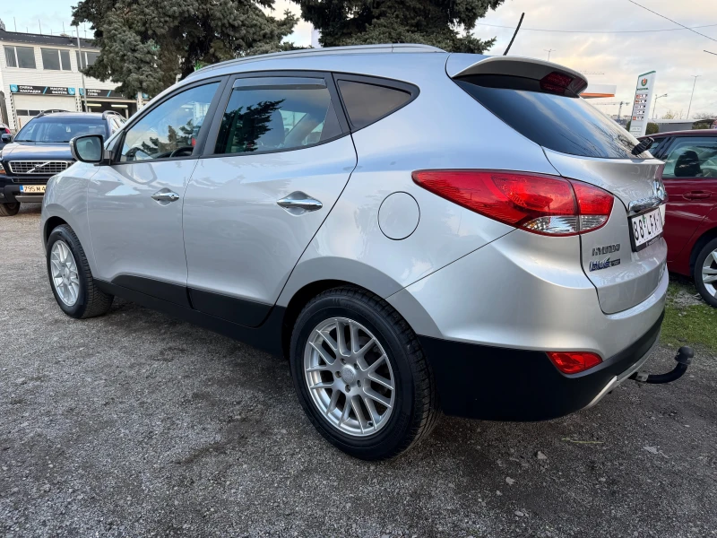 Hyundai IX35 2.0i Бензин, Нави, Панорама, снимка 4 - Автомобили и джипове - 52771335
