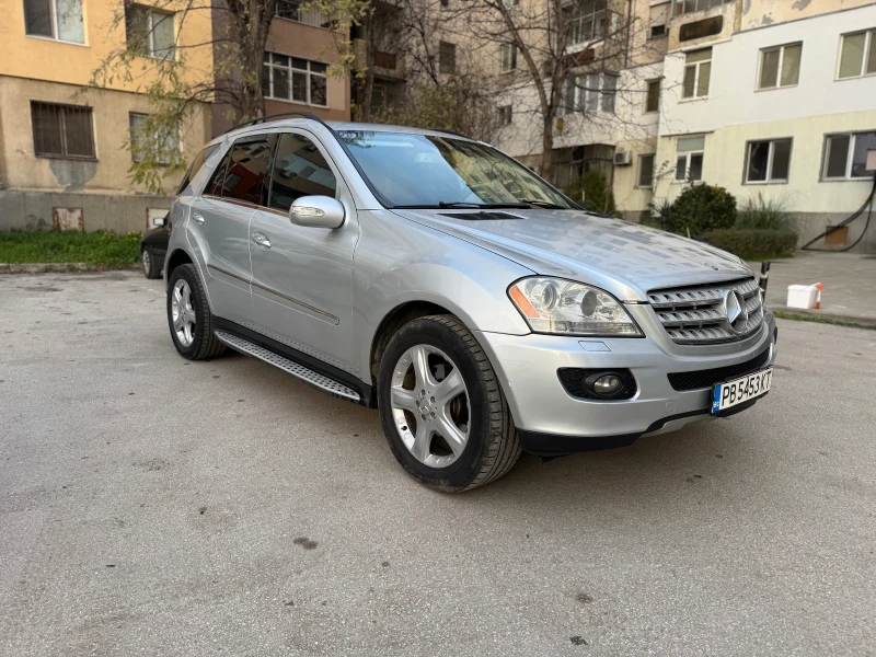Mercedes-Benz ML W164 320CDI, снимка 3 - Автомобили и джипове - 52892559