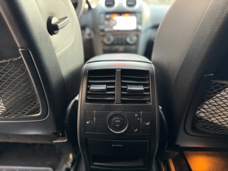 Mercedes-Benz ML W164 320CDI, снимка 12 - Автомобили и джипове - 52892559