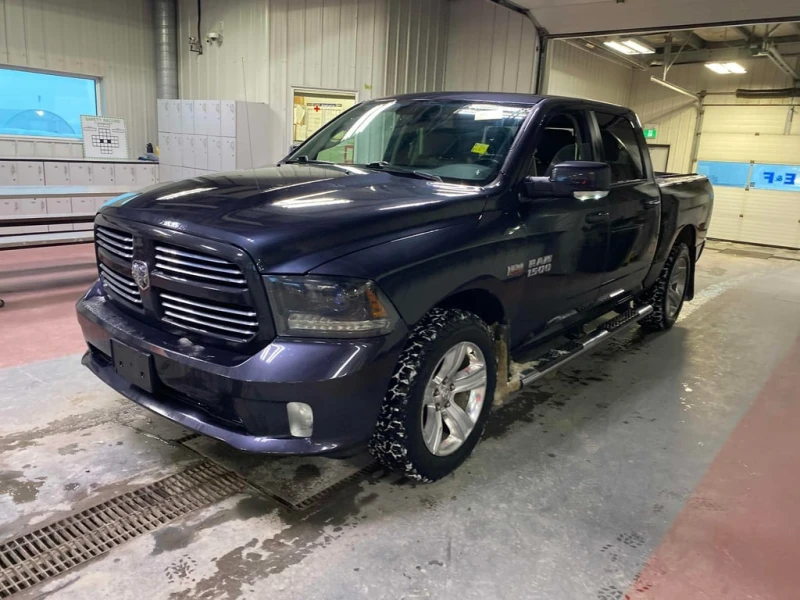 Dodge RAM 1500 * 4WD Crew Cab 140.5" Sport * CARFAX * 