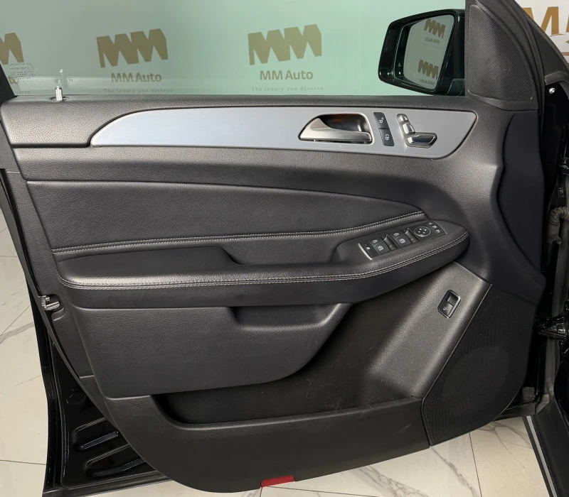 Mercedes-Benz GLS 350 d Bluetec* Вентилация* Pano, снимка 6 - Автомобили и джипове - 53020628