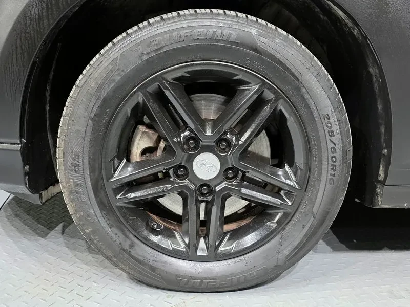 Hyundai Kona 1.6 2Wd Smart, снимка 5 - Автомобили и джипове - 53764133