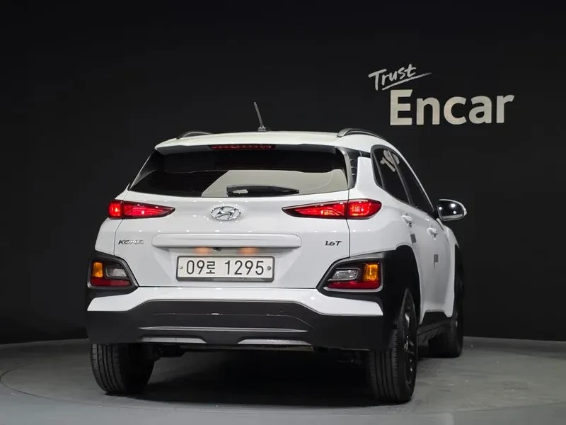 Hyundai Kona 1.6 2Wd Smart, снимка 4 - Автомобили и джипове - 53764133