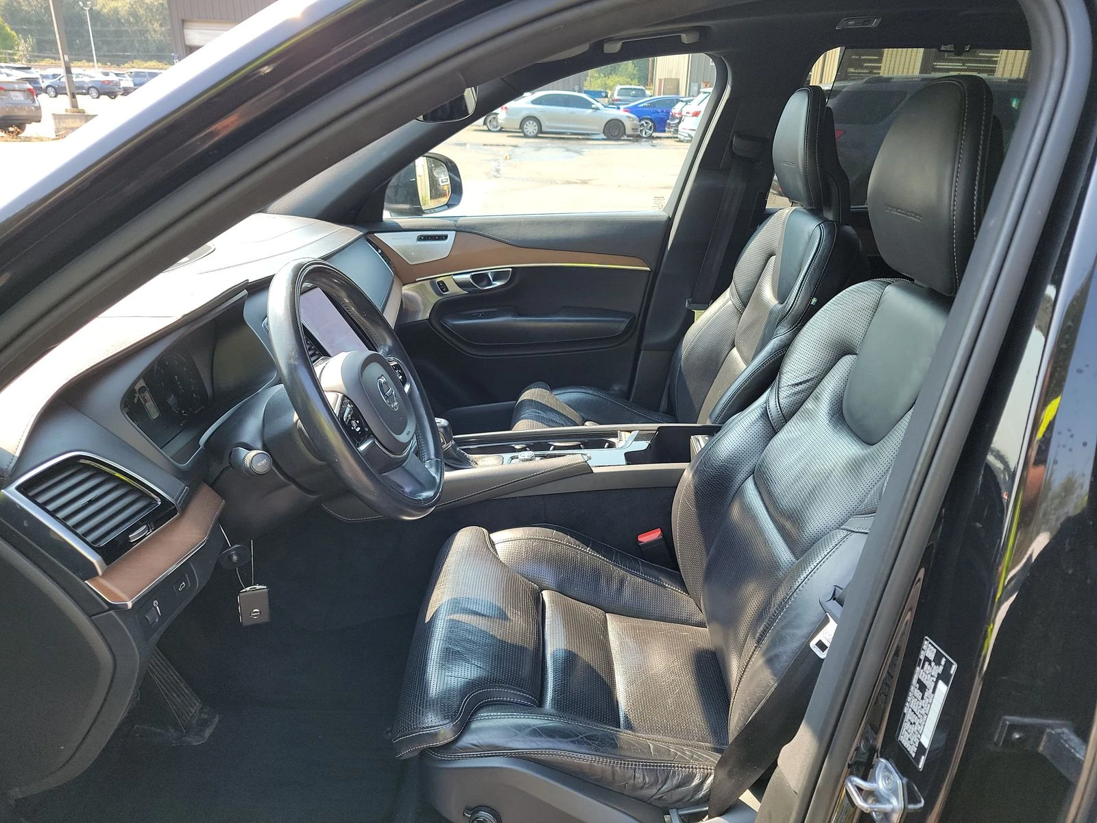 Volvo Xc90 INSCRIPTION Обдух* Bowers&Wilkins* 360* Въздух*  - изображение 8