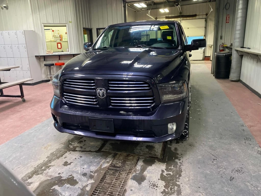 Dodge RAM 1500 * 4WD Crew Cab 140.5" Sport * CARFAX *  | Mobile.bg � ����������� 6